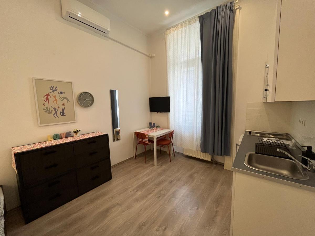D58 Superior Apartments In The City Center Budapest Eksteriør bilde